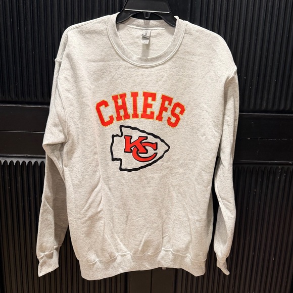 Gildan Other - Gildan Gray Crewneck Sweatshirt with Red and Gold Kansas City Chiefs Logo